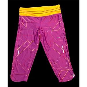 Nike Dri fit pink leggings Capri size medium